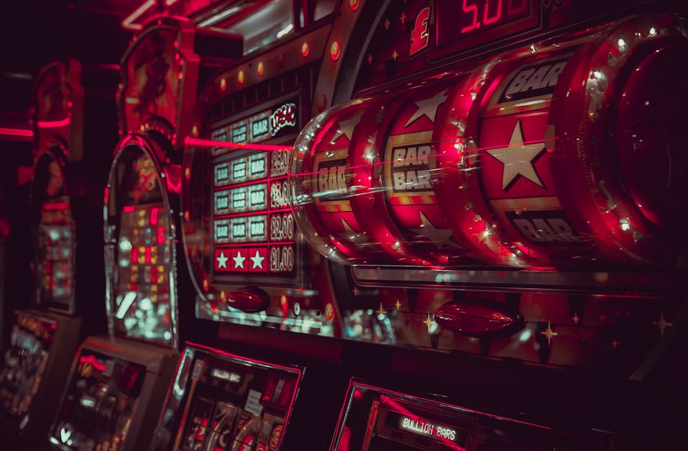 Simbol-simbol khas permainan slot online